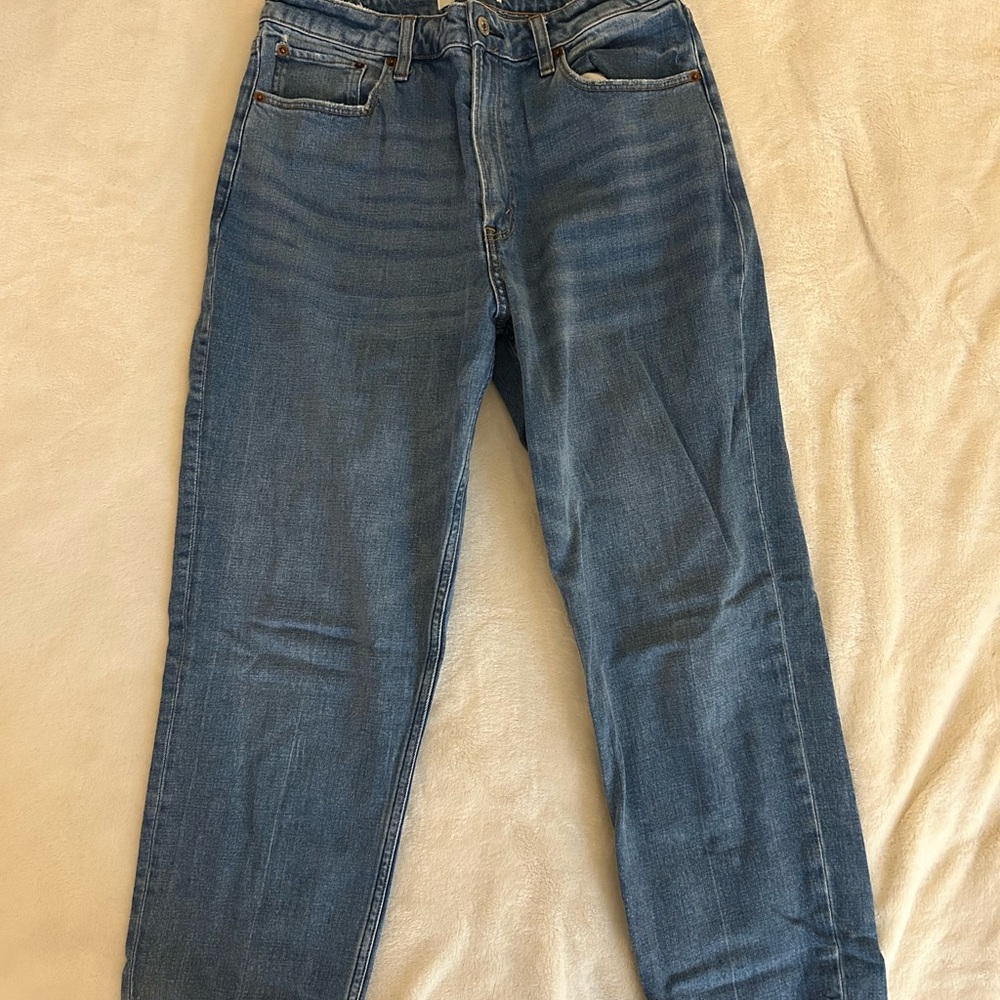 Abercrombie & Fitch Relaxed Fit Blue Jeans